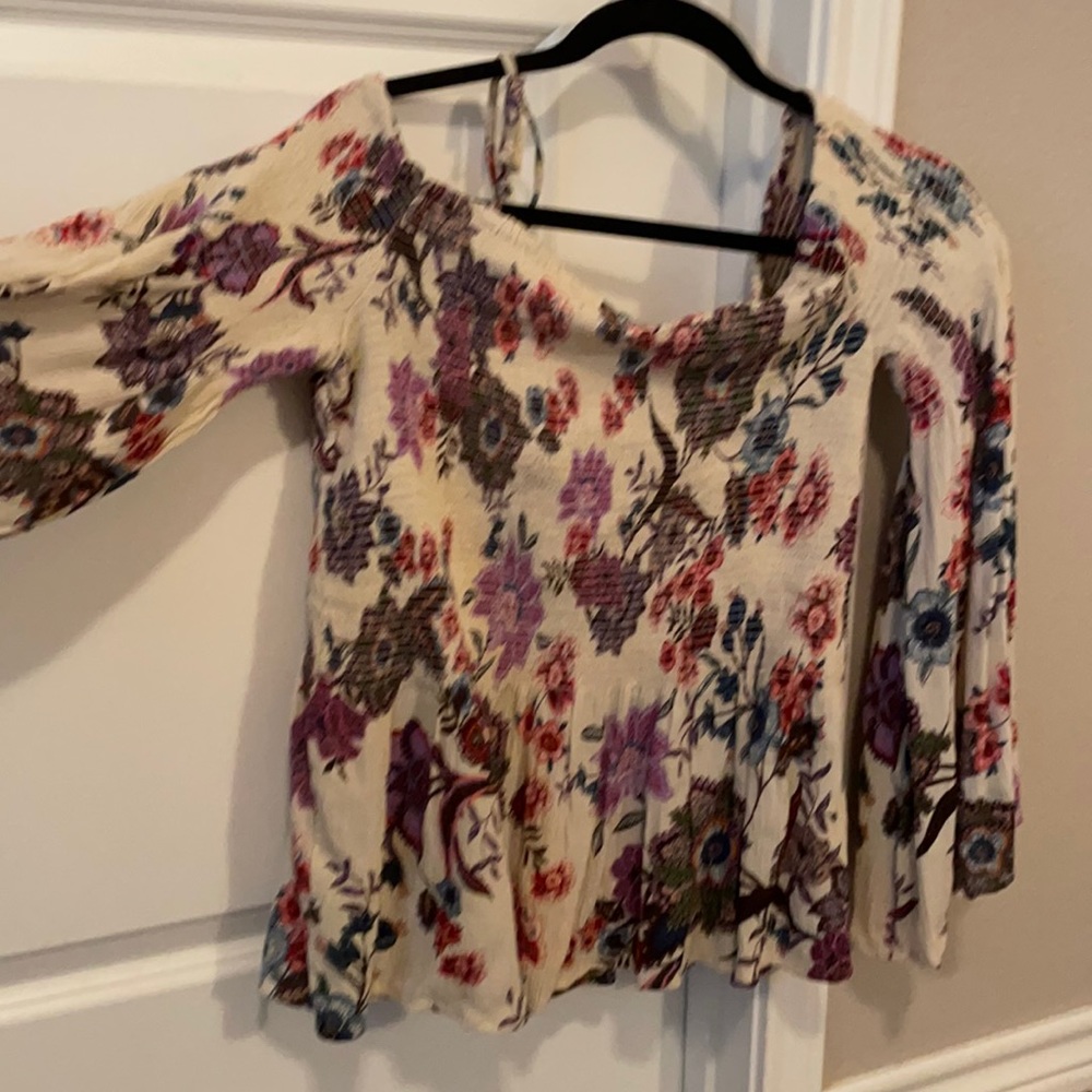 flowery blouse